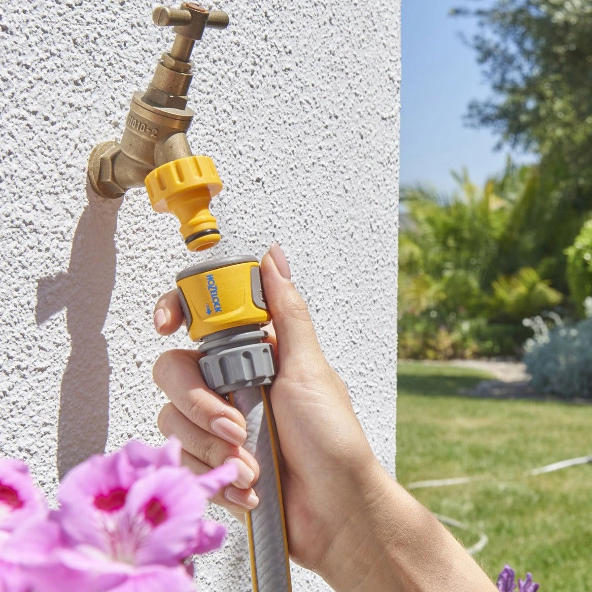 Hozelock Hose End Connector 12.5mm & 15mm 4 Hozelock Hose End Connector 12.5mm & 15mm - Image 2