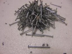Round Wire Galvanised Nails 40X2.36MM 1KG
