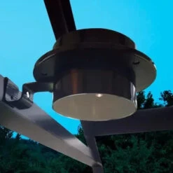 Halls Solar Greenhouse Light