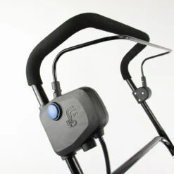 Hyundai HY2196 Cordless Lawn Scarifier, Aerator & Dethatcher Rake -Garden Tools Shop hyundai 2 x 20v 40v cordless lawn scarifier aerator and dethatcher rake 380mm 4ah li ion batteries brushless or hy2196 64788