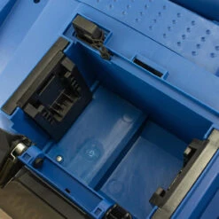 Hyundai HY2196 Cordless Lawn Scarifier, Aerator & Dethatcher Rake -Garden Tools Shop hyundai 2 x 20v 40v cordless lawn scarifier aerator and dethatcher rake 380mm 4ah li ion batteries brushless or hy2196 76397